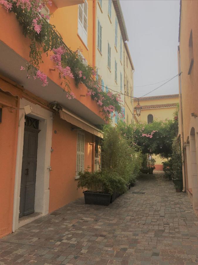 Les 12 Sables Apartment Le Lavandou Exterior foto
